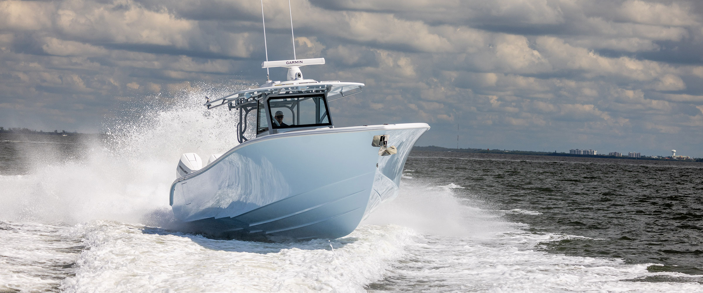Yellowfin 39 Offshore Demo crusing on the water